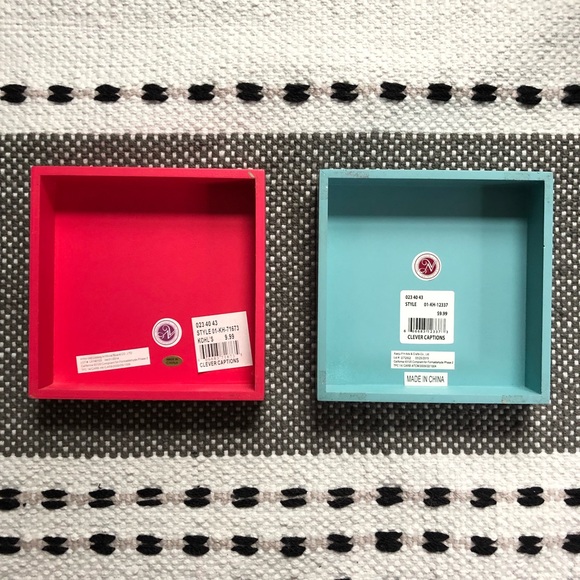 NWT Wooden Signs (Pack of 2) - Picture 2 of 2